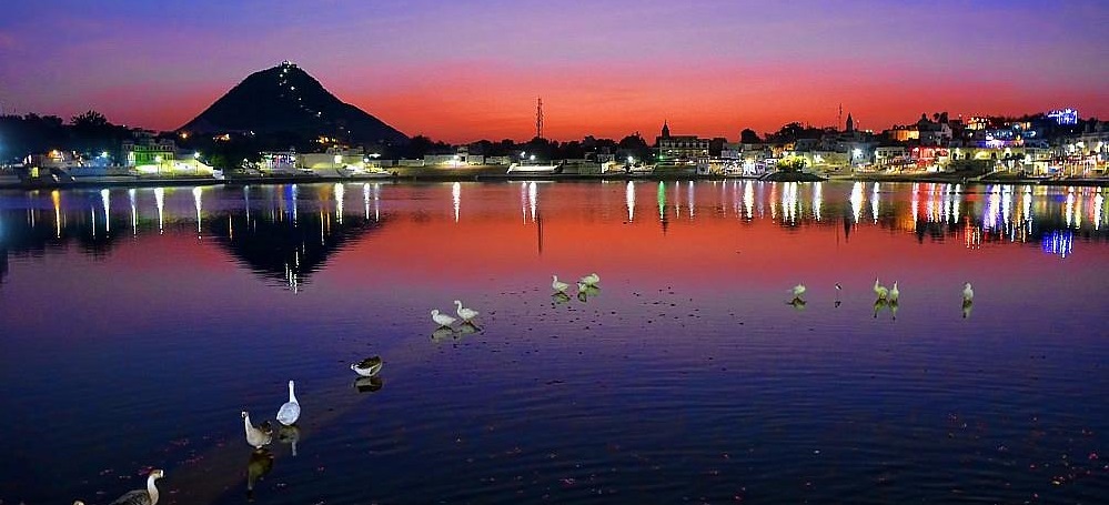 pushkar-lake
